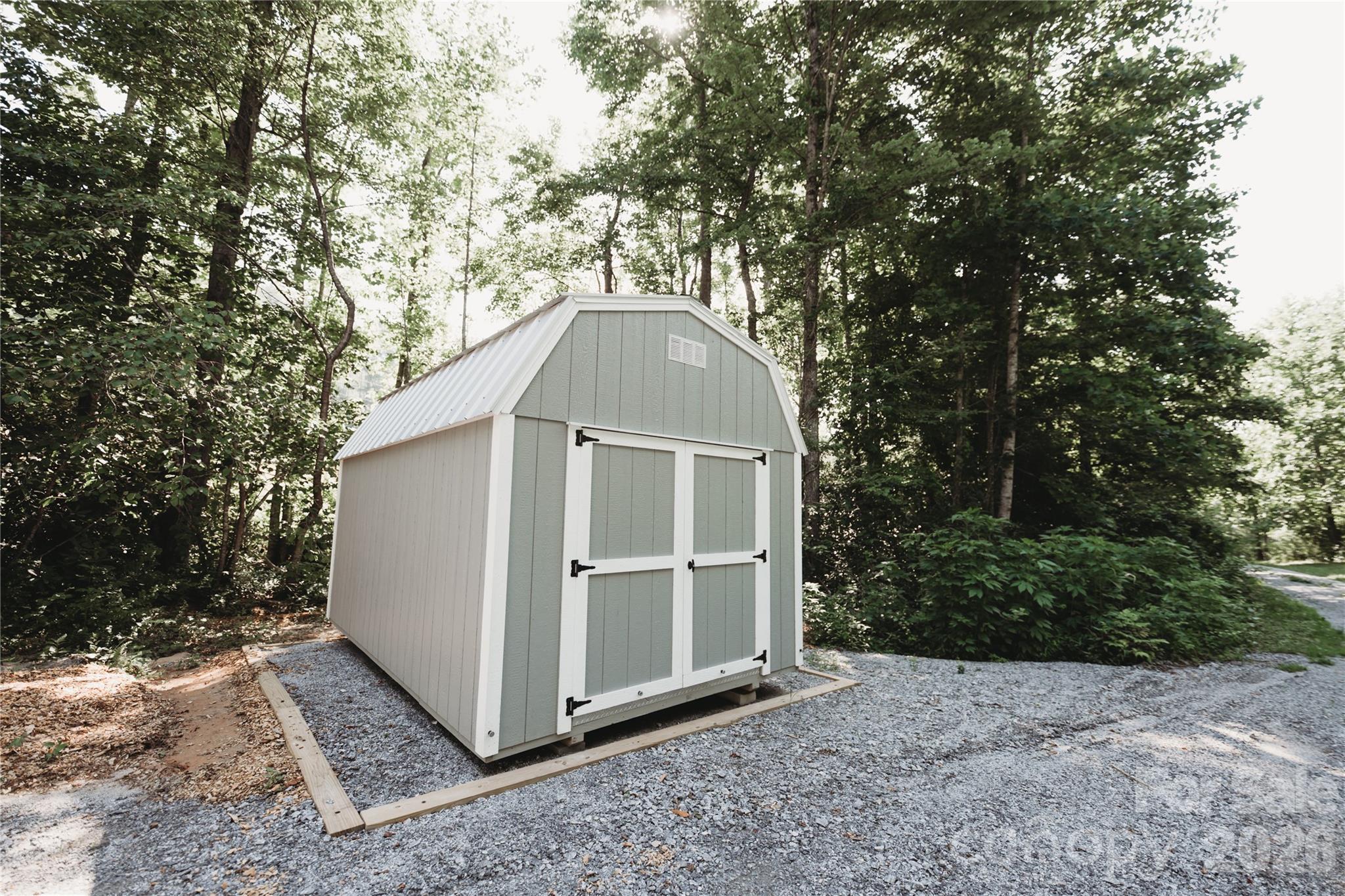 17 Hickory Acres Road Hendersonville, NC 28792 - Photo 42 of 43