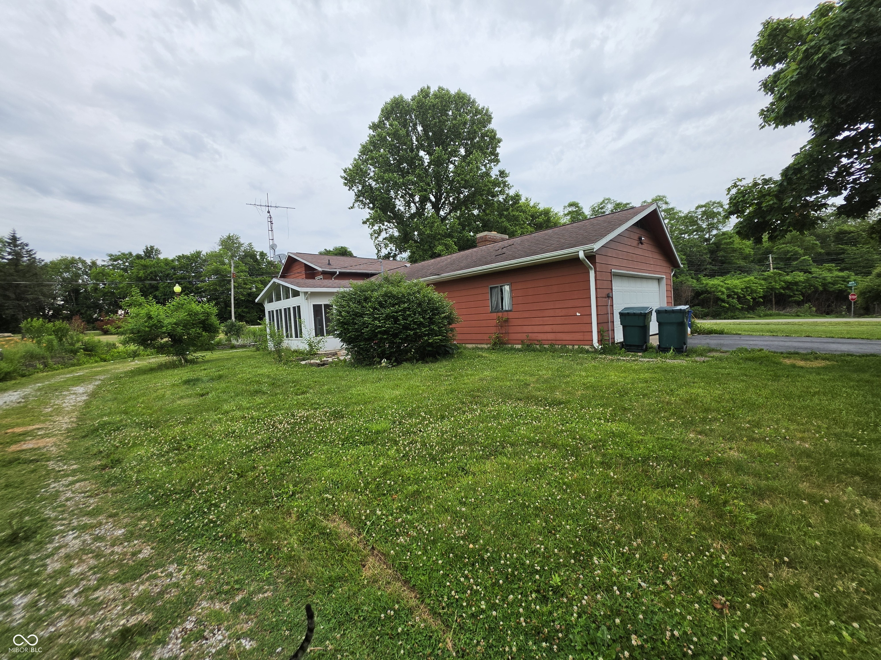 4407 Martin Road Richmond, IN 47374 - Photo 6 of 21