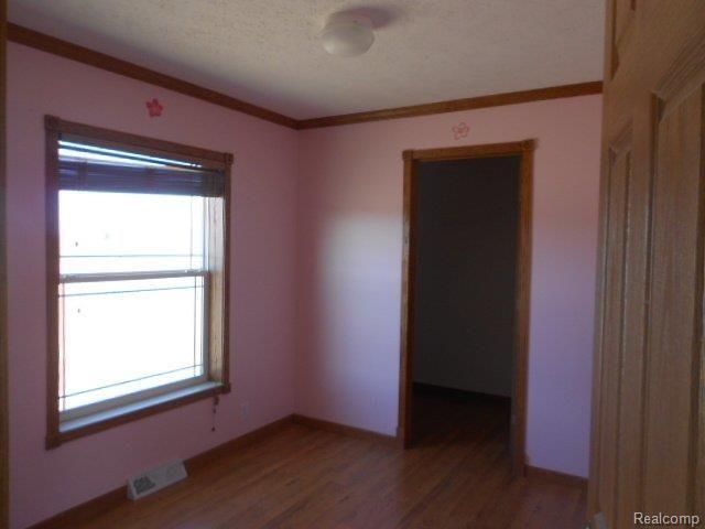 8725 Croswell Road Jeddo, MI 48032 - Photo 8 of 19 262-180522 - bed2.JPG