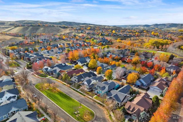 $659,900 | 12733 North 10th Avenue, Boise, ID 83714