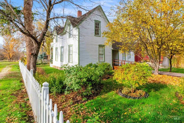 $659,900 | 12733 North 10th Avenue, Boise, ID 83714