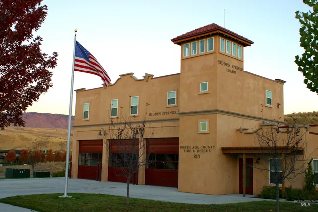 $659,900 | 12733 North 10th Avenue, Boise, ID 83714