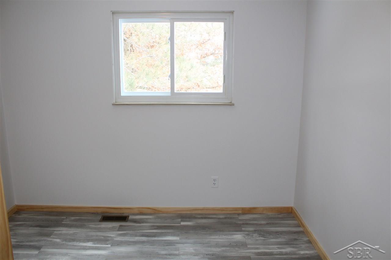 14654 Tuscola Road Clio, MI 48420 - Photo 17 of 23 31340468-16.JPG