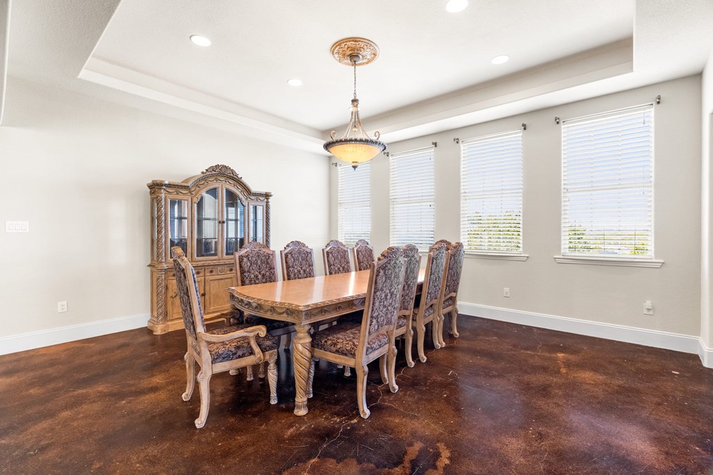 157 McCullough Ranch Road Kerrville, TX 78028 - Photo 34 of 75 a dining room with furniture and window