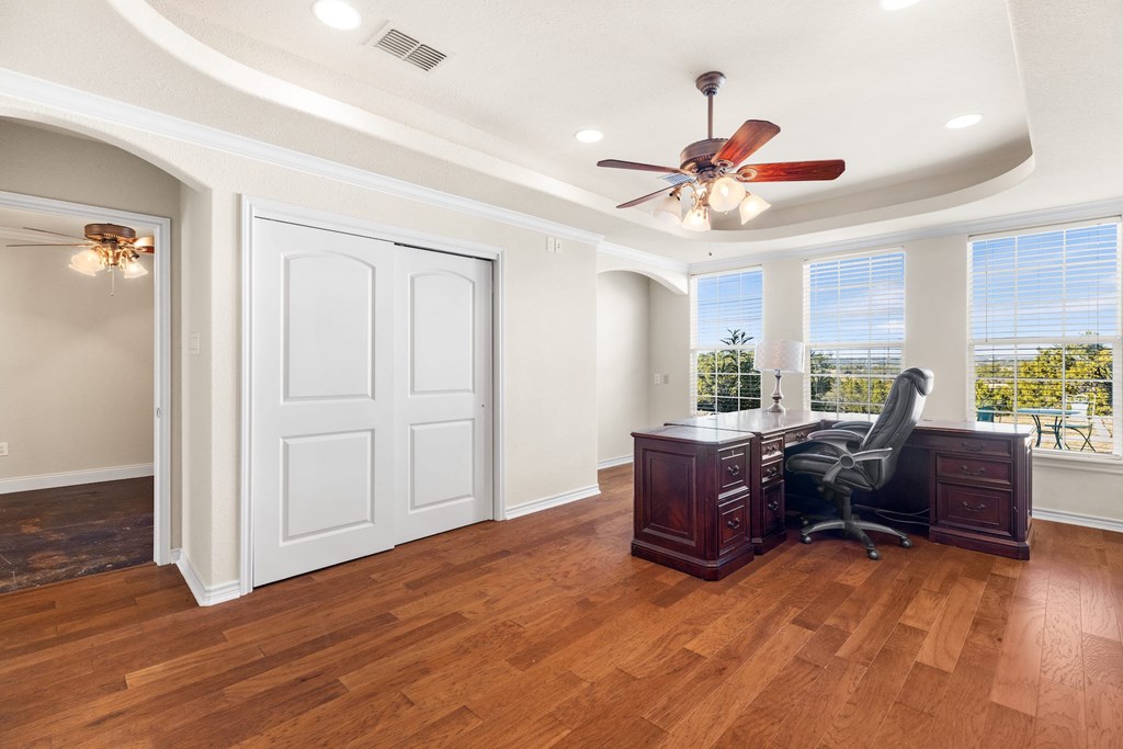 157 McCullough Ranch Road Kerrville, TX 78028 - Photo 51 of 75 a living room with furniture and a large window