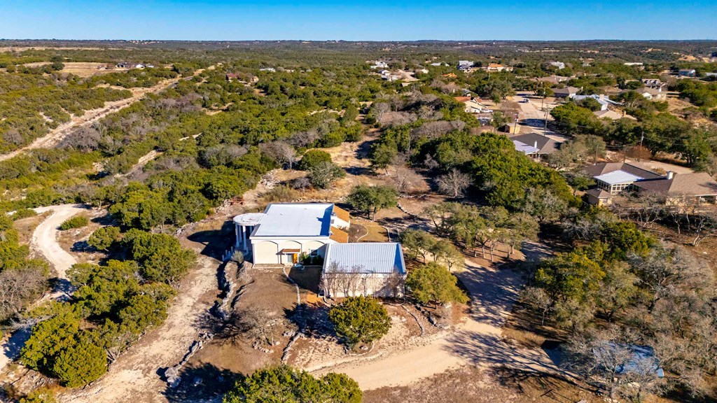 157 McCullough Ranch Road Kerrville, TX 78028 - Photo 8 of 75