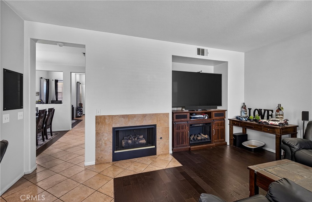 1464 Granada Way Perris, CA 92571 - Photo 9 of 27