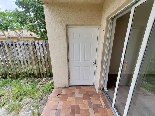 $2,675 | 14238 Northwest 17th Avenue, Unit 14238, Opa-Locka, FL 33054