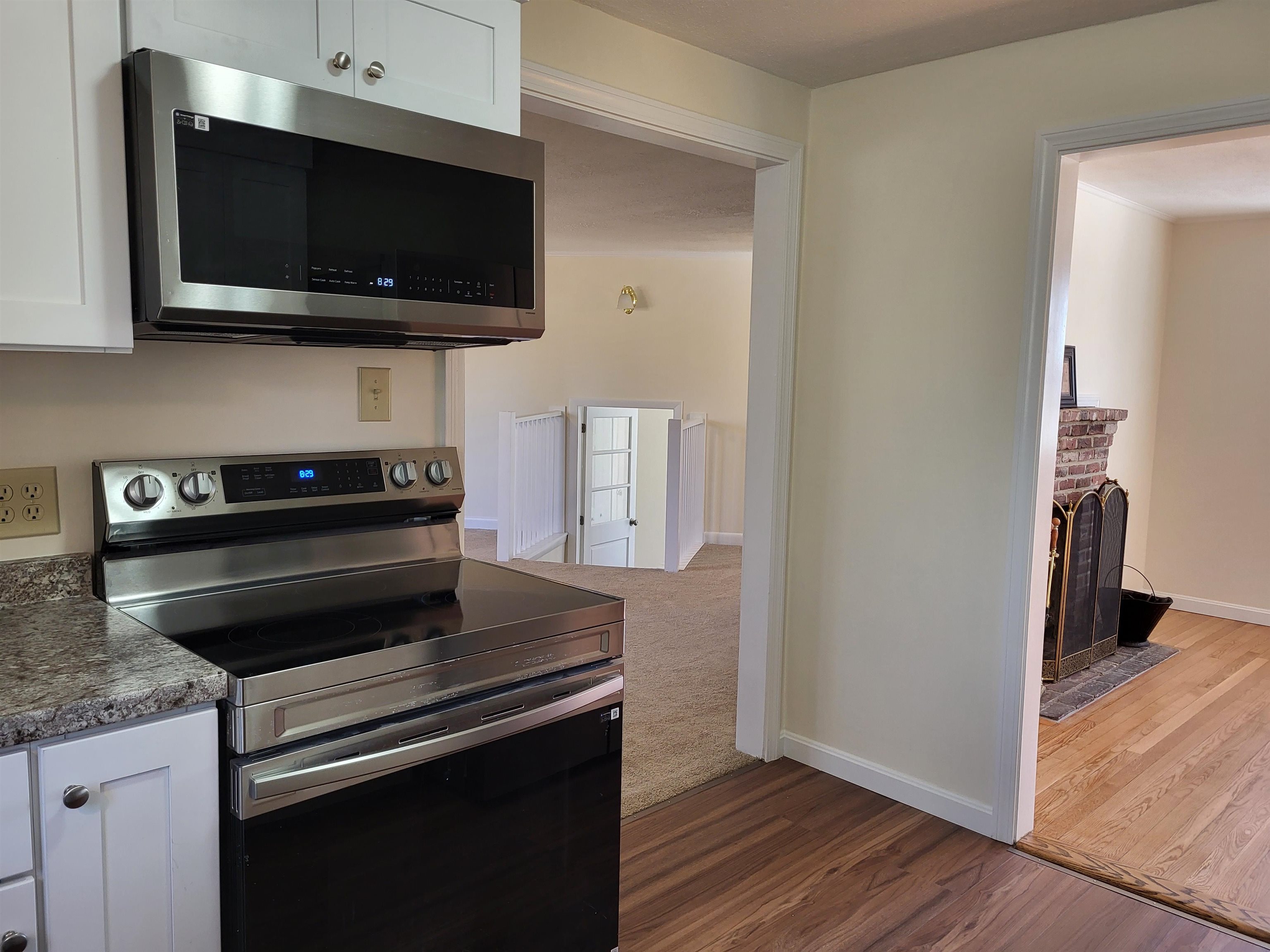 55 Lane Road Chichester, NH 03258 - Photo 6 of 40 Gallery Image 6