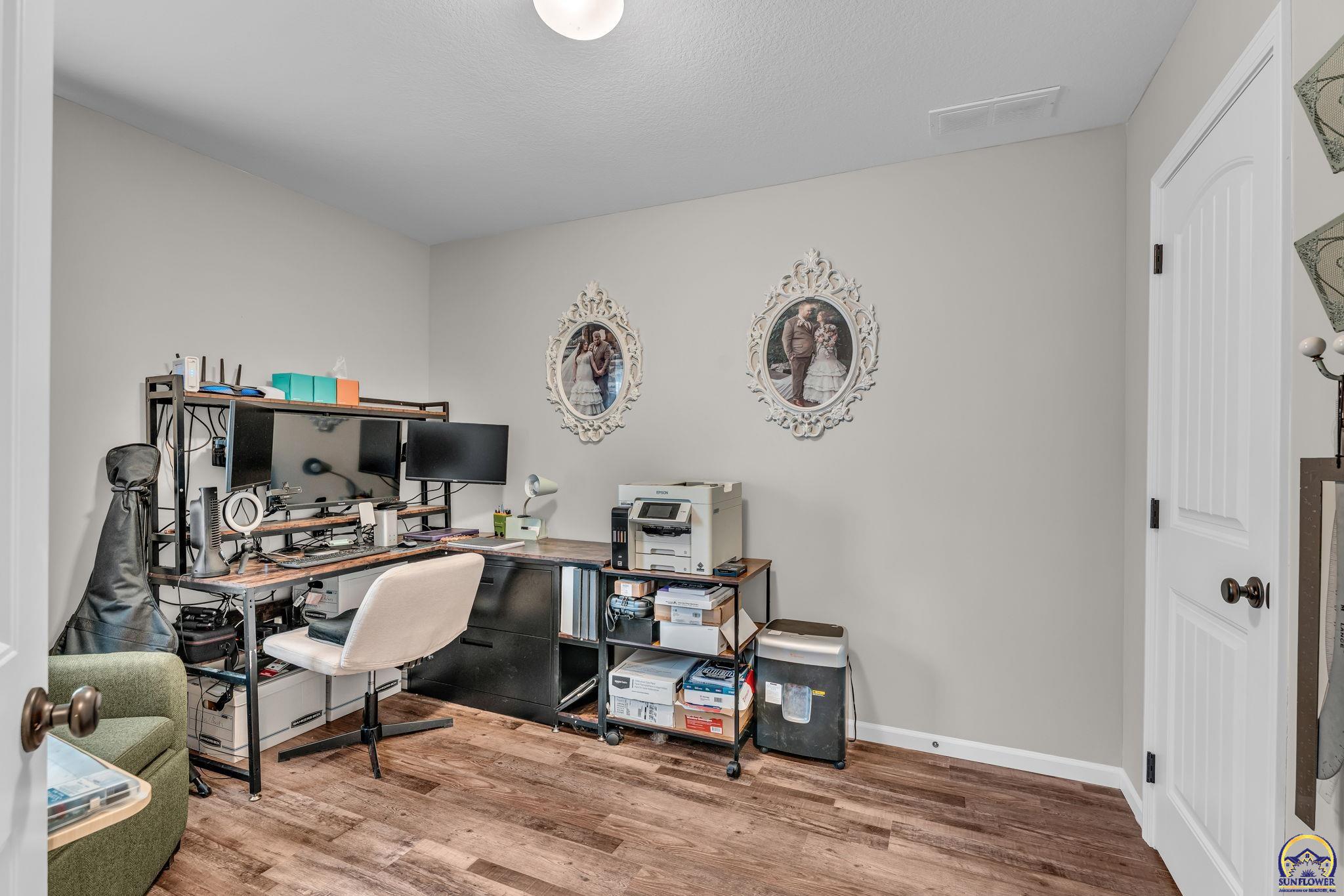 905 East Front Street Perry, KS 66073 - Photo 24 of 33