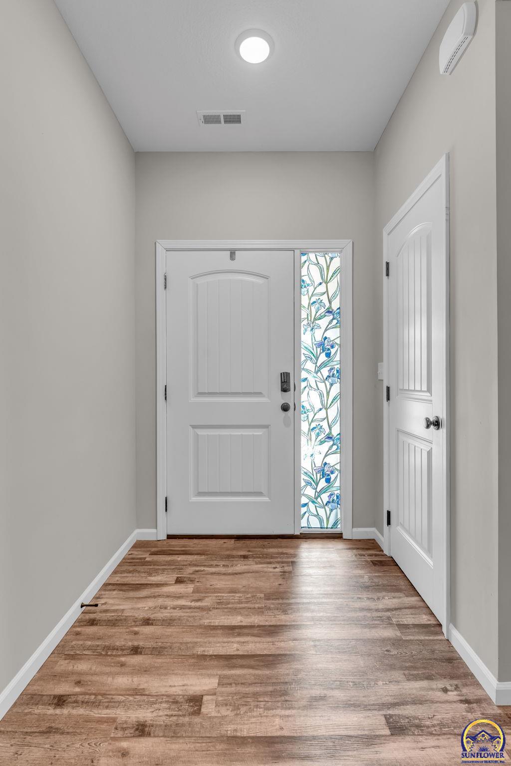 905 East Front Street Perry, KS 66073 - Photo 4 of 33