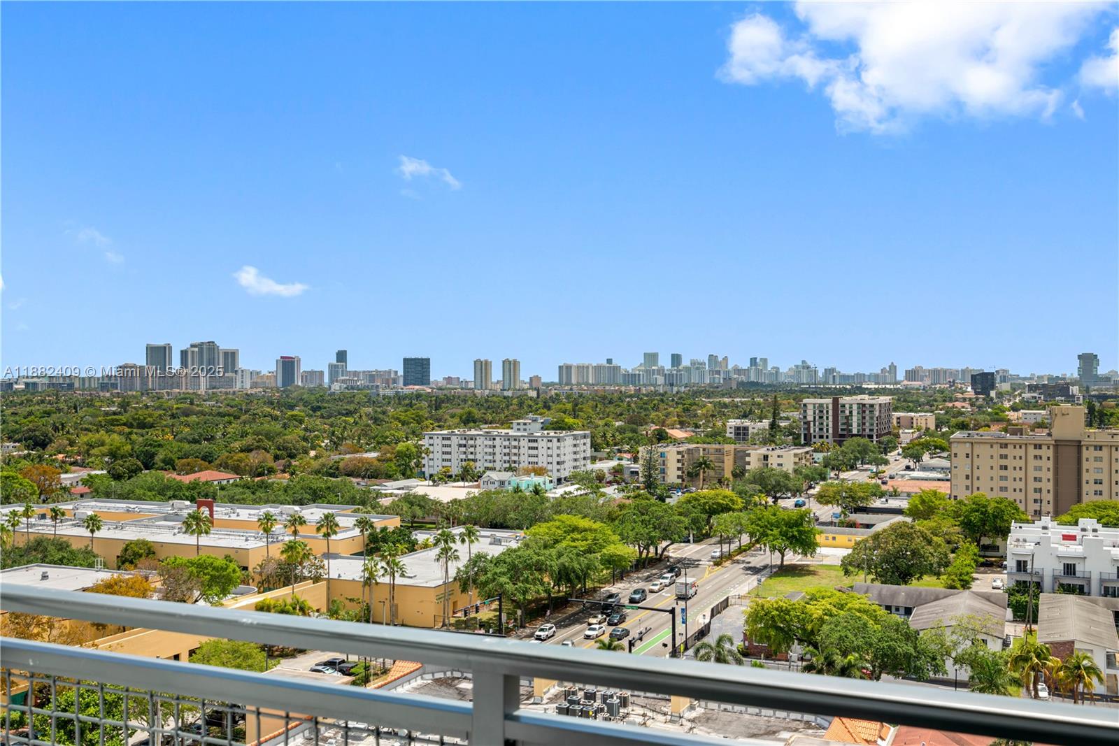 1809 Jackson Street, Unit 709 Hollywood, FL 33020 - Photo 28 of 40