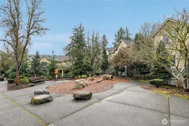 $899,000 | 2122 Northwest Boulder Way Drive, Issaquah, WA 98027