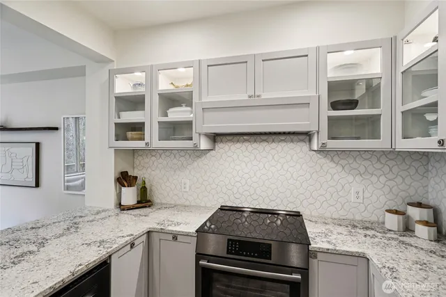 $899,000 | 2122 Northwest Boulder Way Drive, Issaquah, WA 98027