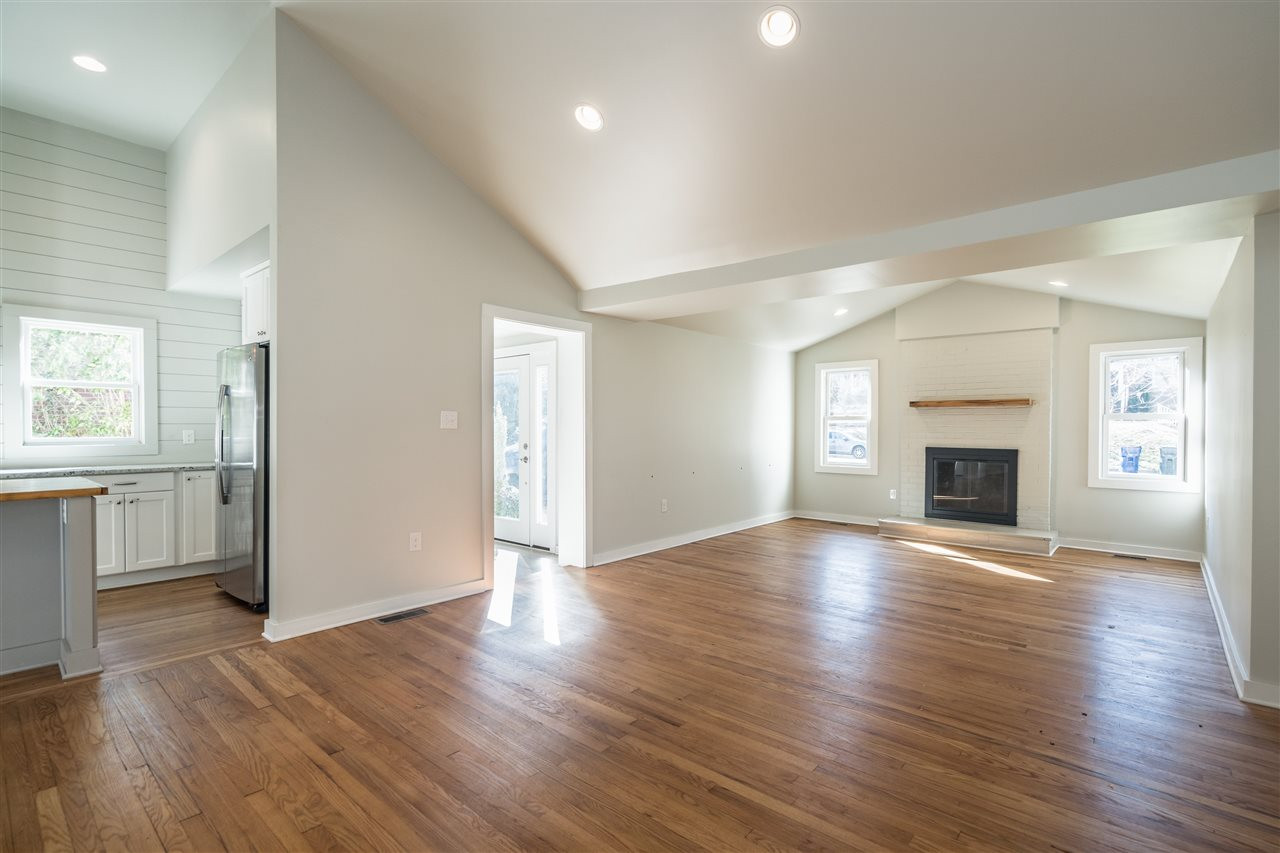 3018 Mayview Road Raleigh, NC 27607 - Photo 7 of 29 Photo 7