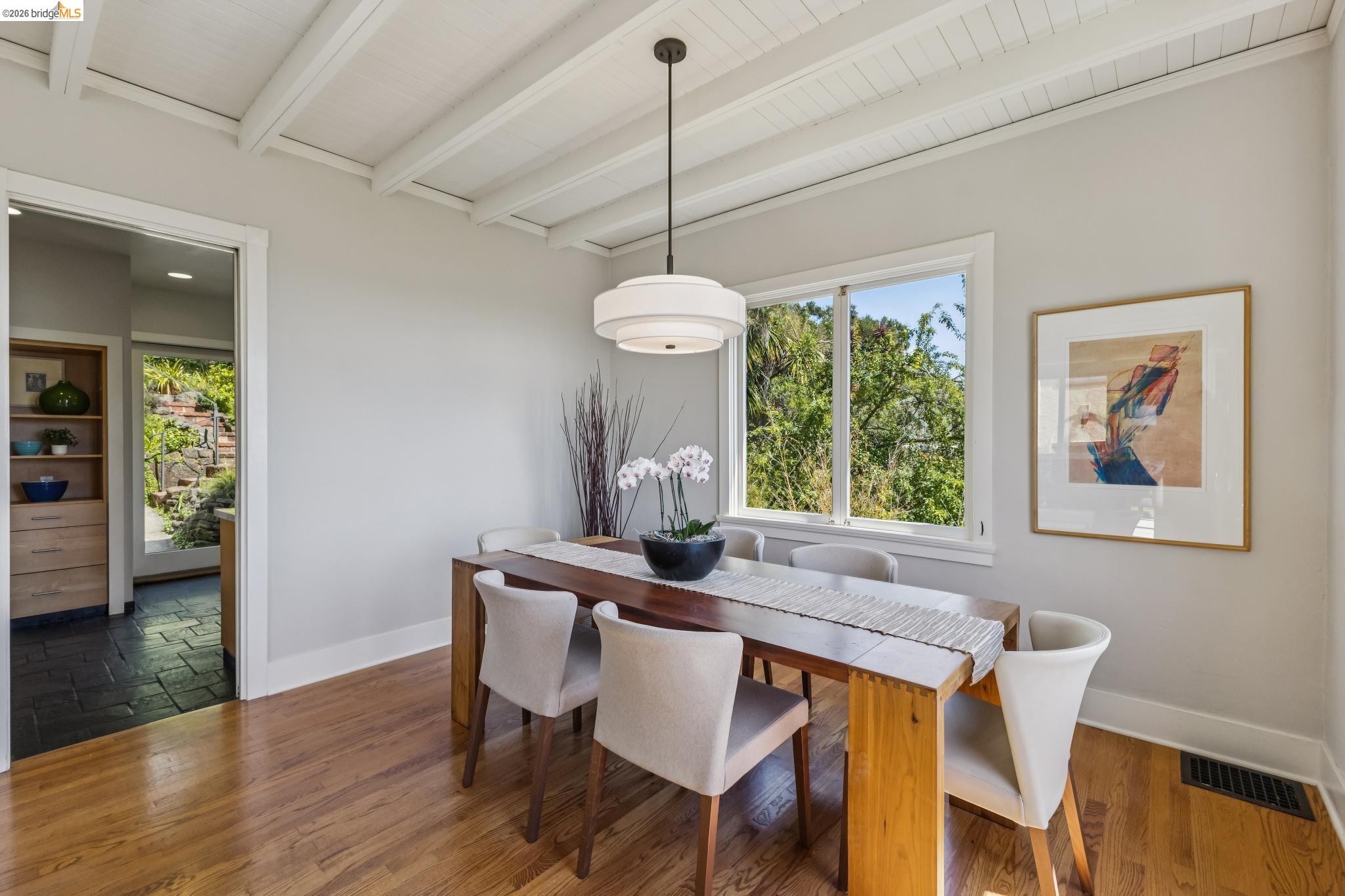 8 Mosswood Road Berkeley, CA 94704 - Photo 13 of 50