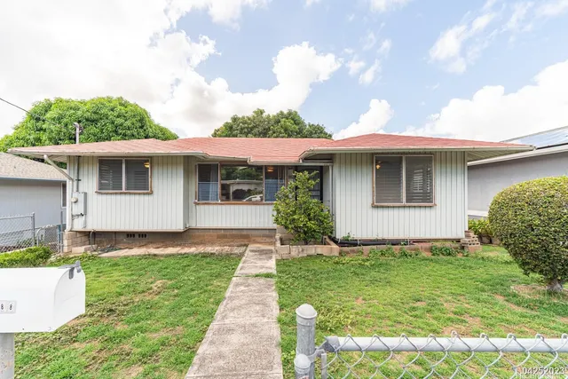 $2,800 | 1288 Kaluawaa Street, Honolulu, HI 96816