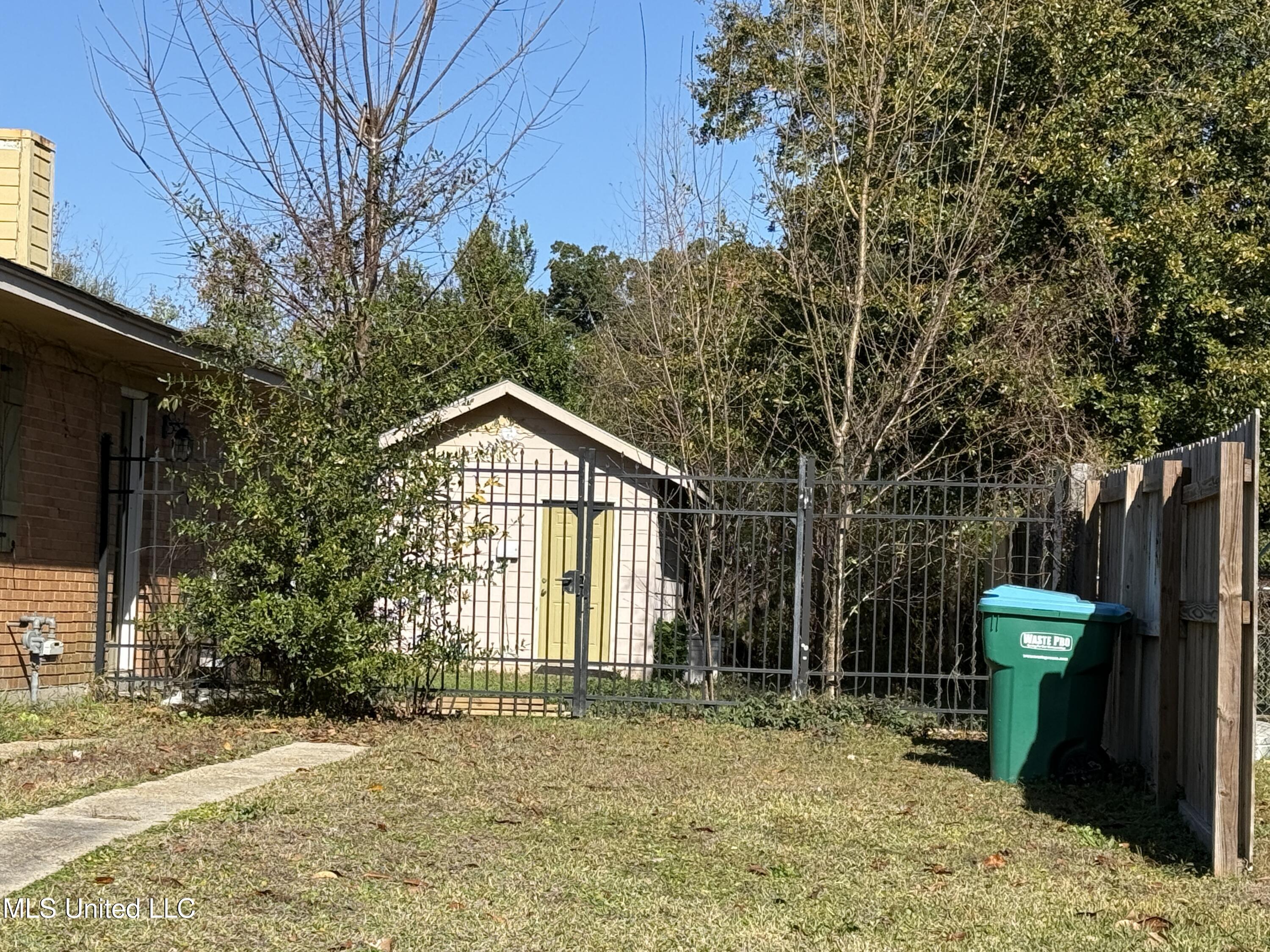 2213 North Street Gulfport, MS 39507 - Photo 2 of 33 IMG_0234