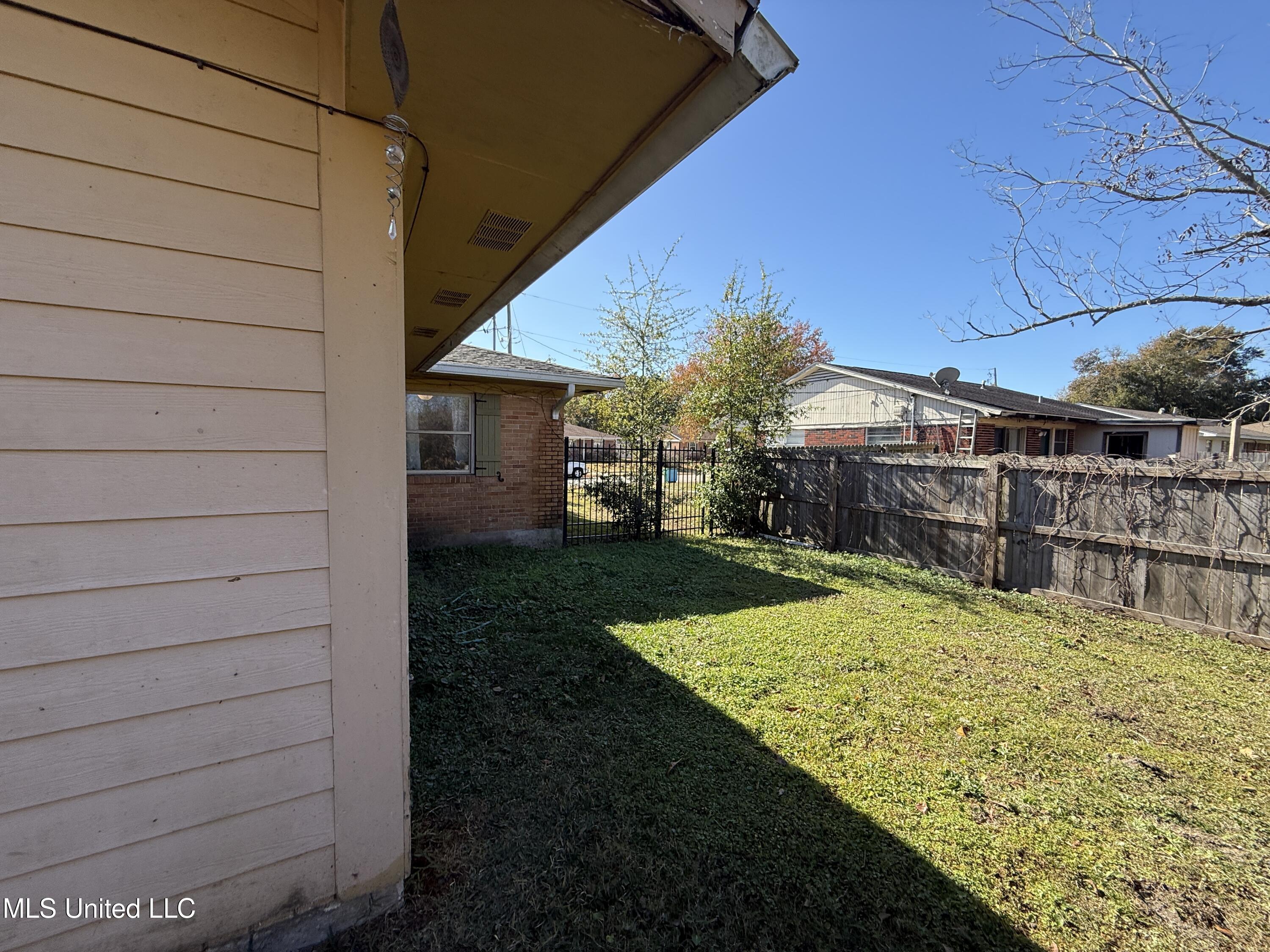 2213 North Street Gulfport, MS 39507 - Photo 33 of 33 IMG_0260