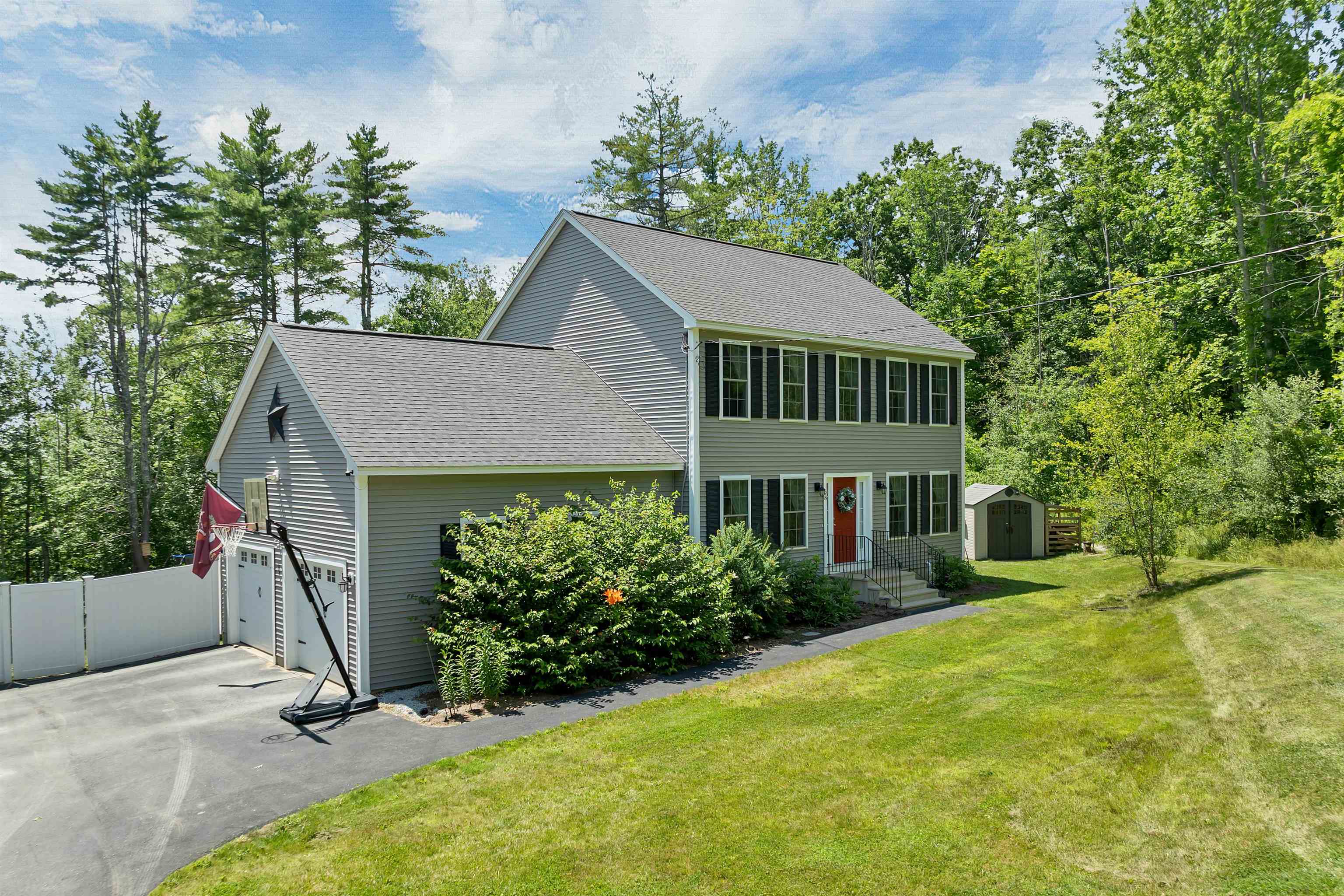 98 Eaton Road Pittsfield, NH 03263 - Photo 2 of 51