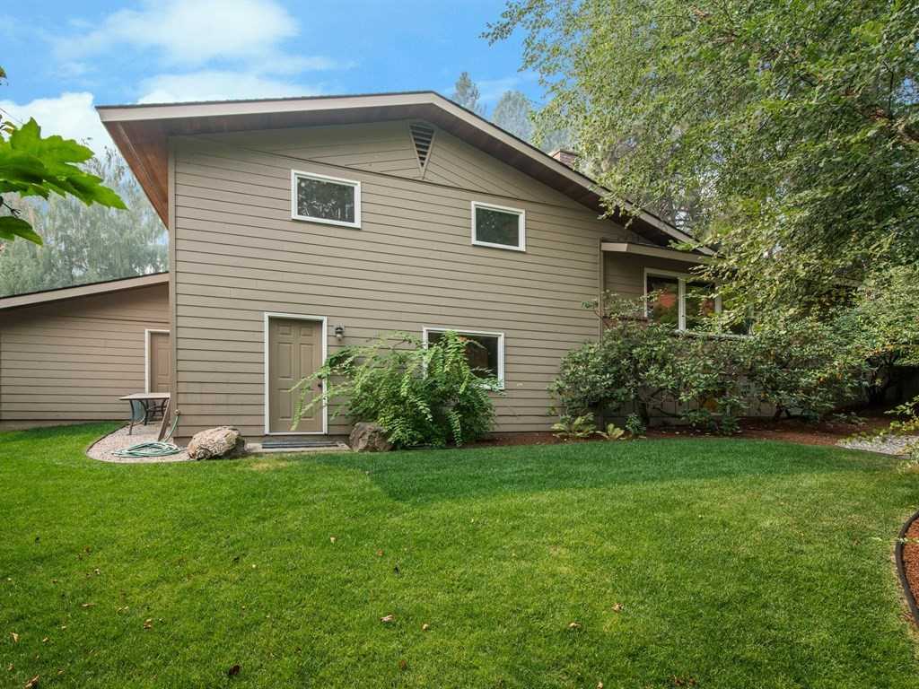 10018 North Huntington Road Spokane, WA 99218 - Photo 20 of 20