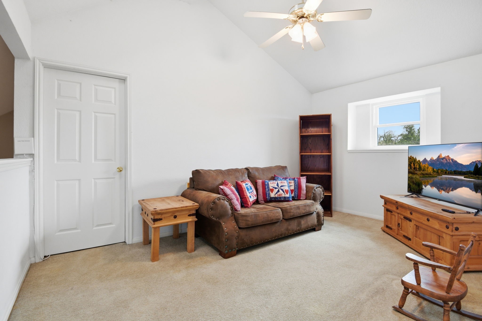 3625 County Road 36 Angleton, TX 77515 - Photo 15 of 25 Family Room