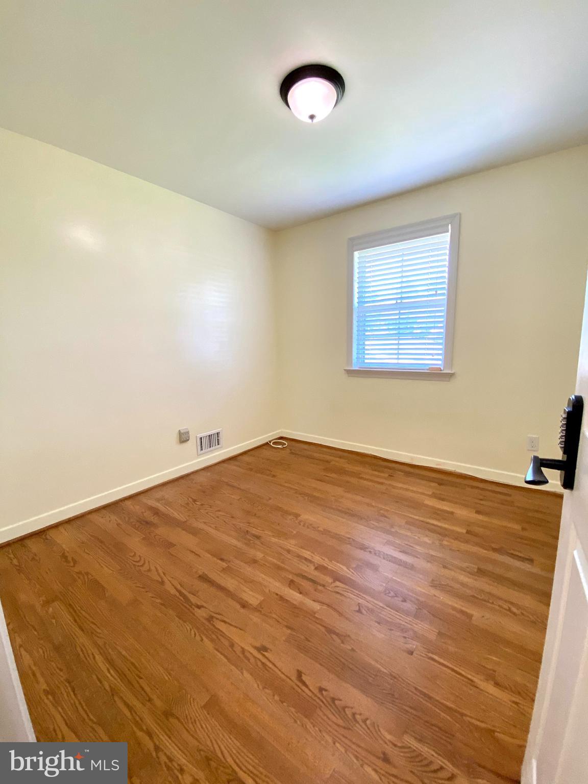 12007 Rocking Horse Road Rockville, MD 20852 - Photo 13 of 35 Room 2