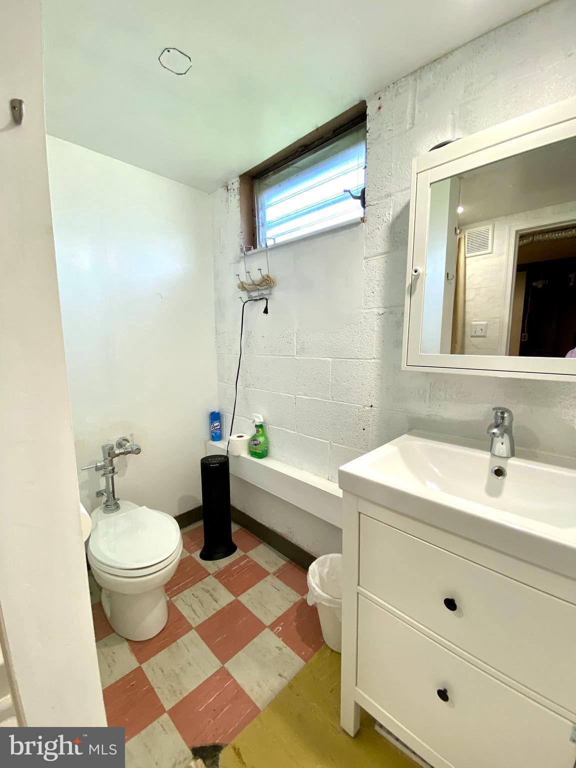 12007 Rocking Horse Road Rockville, MD 20852 - Photo 28 of 35 Bathroom Basement