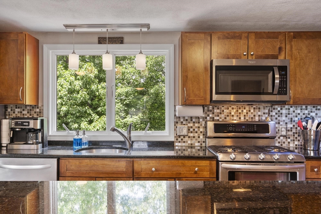 30-32 Goldcliff Road Malden, MA 02148 - Photo 15 of 42