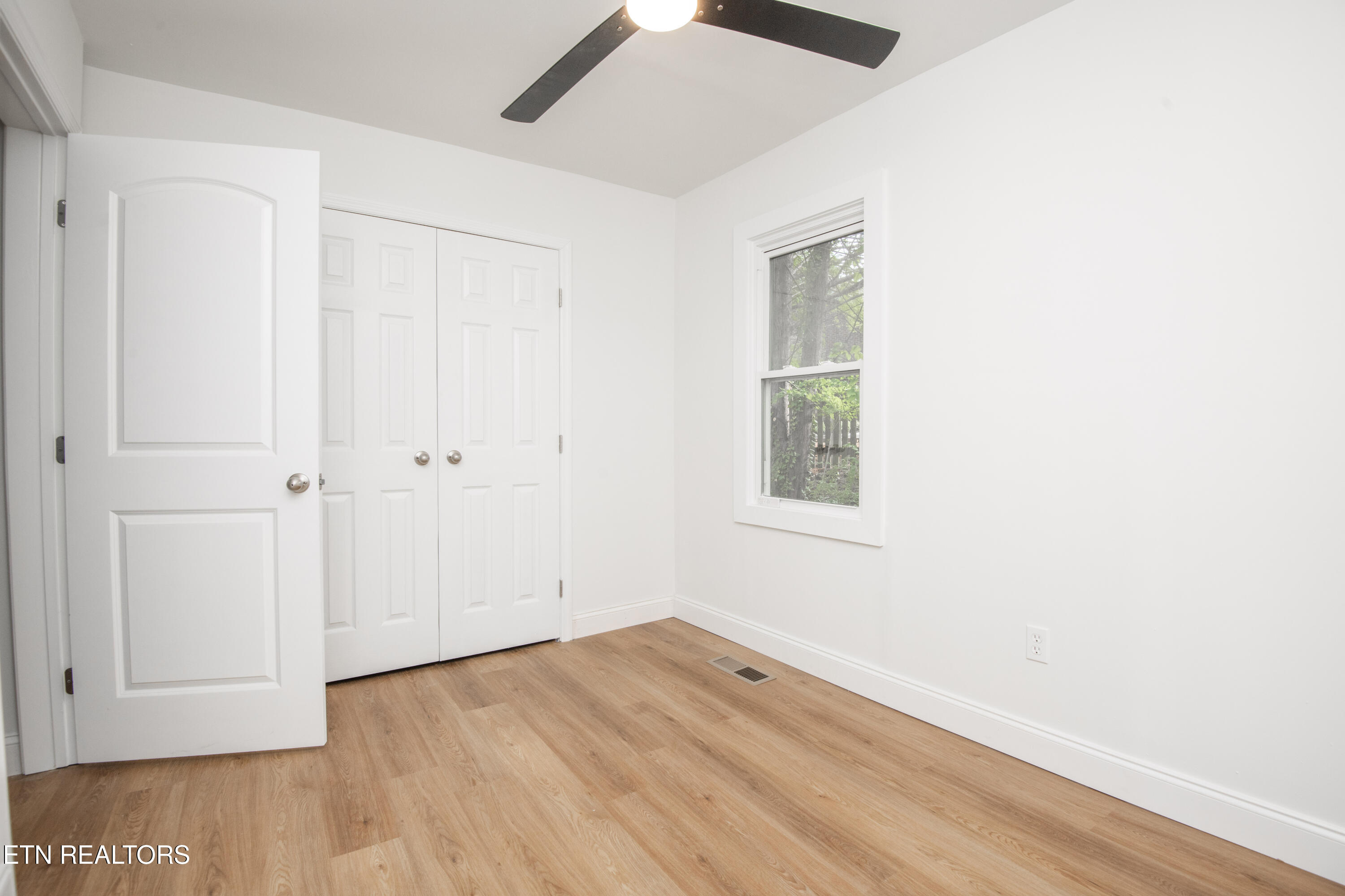 4730 Rochat Road Knoxville, TN 37918 - Photo 14 of 24 Bedroom 2