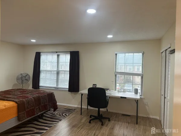 $469,000 | 13 Albury Way, North Brunswick, NJ 08902