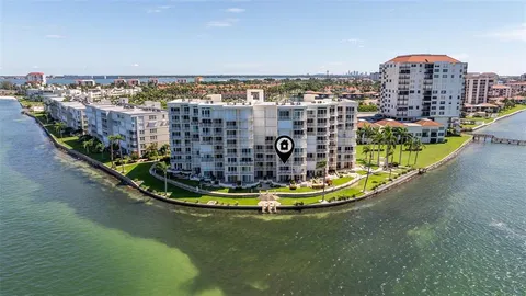 $600,000 | 6105 Bahia Del Mar Circle, Unit 384, St. Petersburg, FL 33715