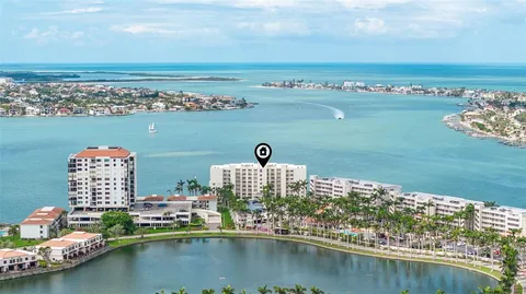 $600,000 | 6105 Bahia Del Mar Circle, Unit 384, St. Petersburg, FL 33715
