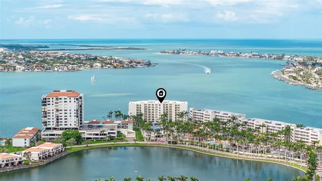 $600,000 | 6105 Bahia Del Mar Circle, Unit 384, St. Petersburg, FL 33715