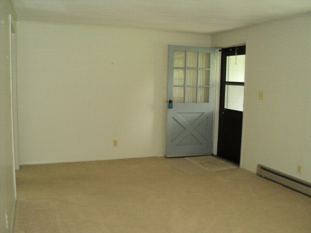 11415 West Paradise Road Monticello, IN 47960 - Photo 6 of 15 Gallery Image 6