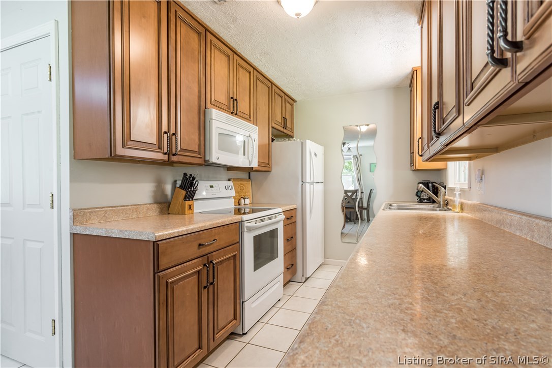 8570 Corydon Ramsey Road Northwest Ramsey, IN 47166 - Photo 17 of 52 Gallery Image 17