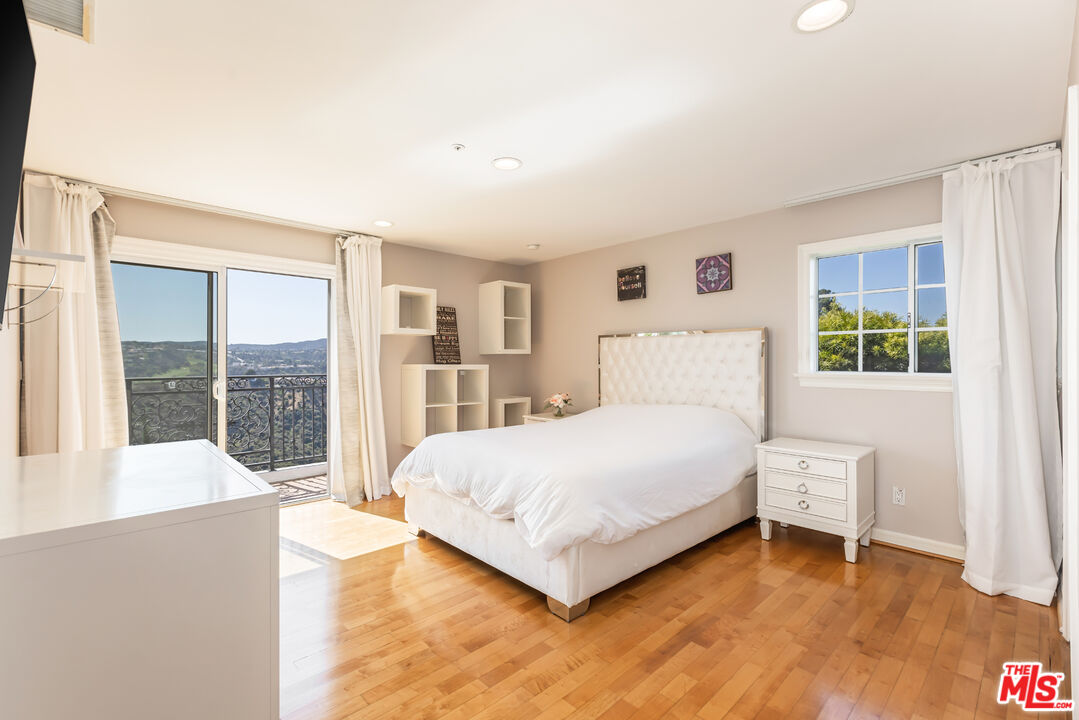 1957 Linda Flora Drive Los Angeles, CA 90077 - Photo 31 of 48