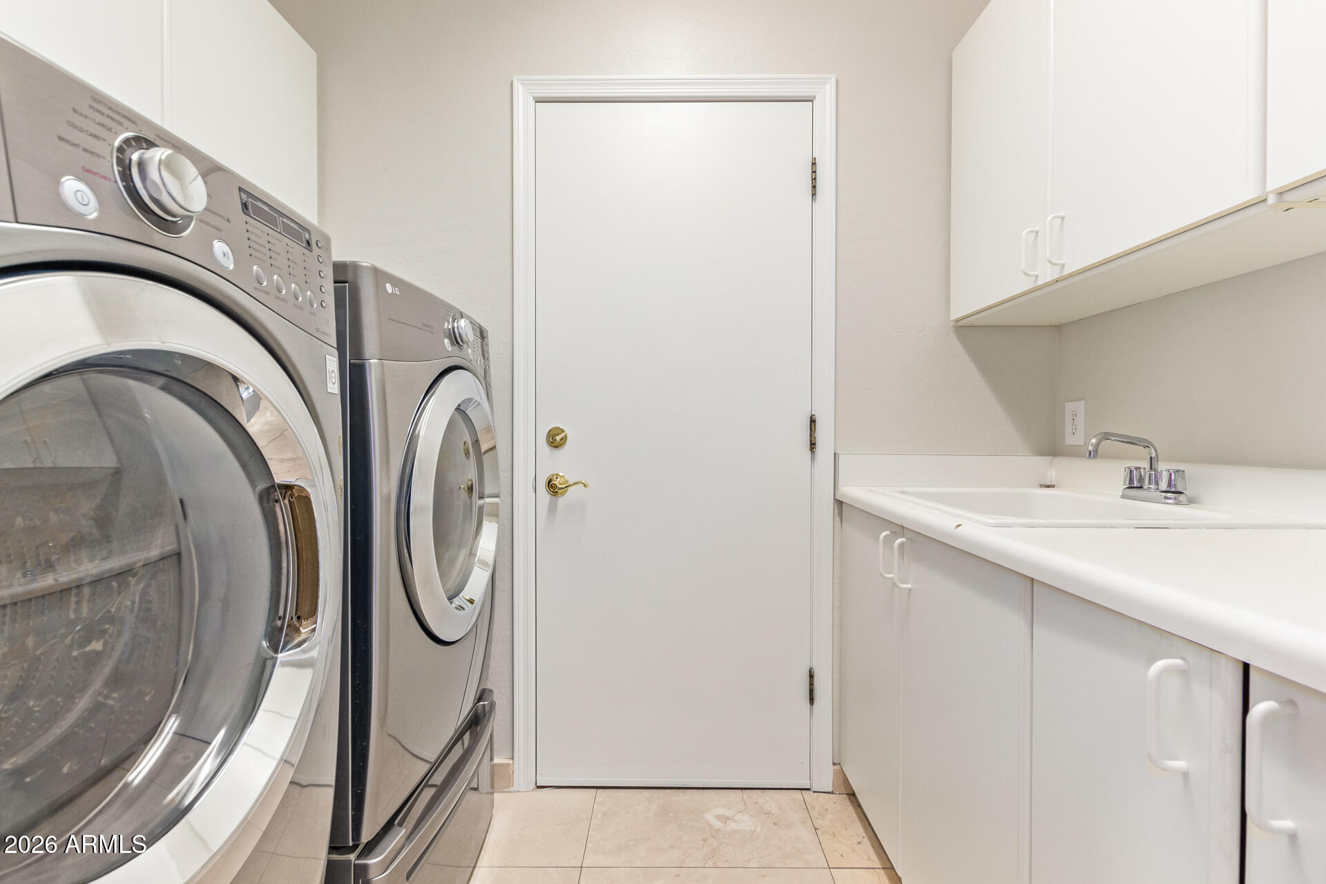 10872 East Raintree Drive Scottsdale, AZ 85255 - Photo 32 of 43 Laundry