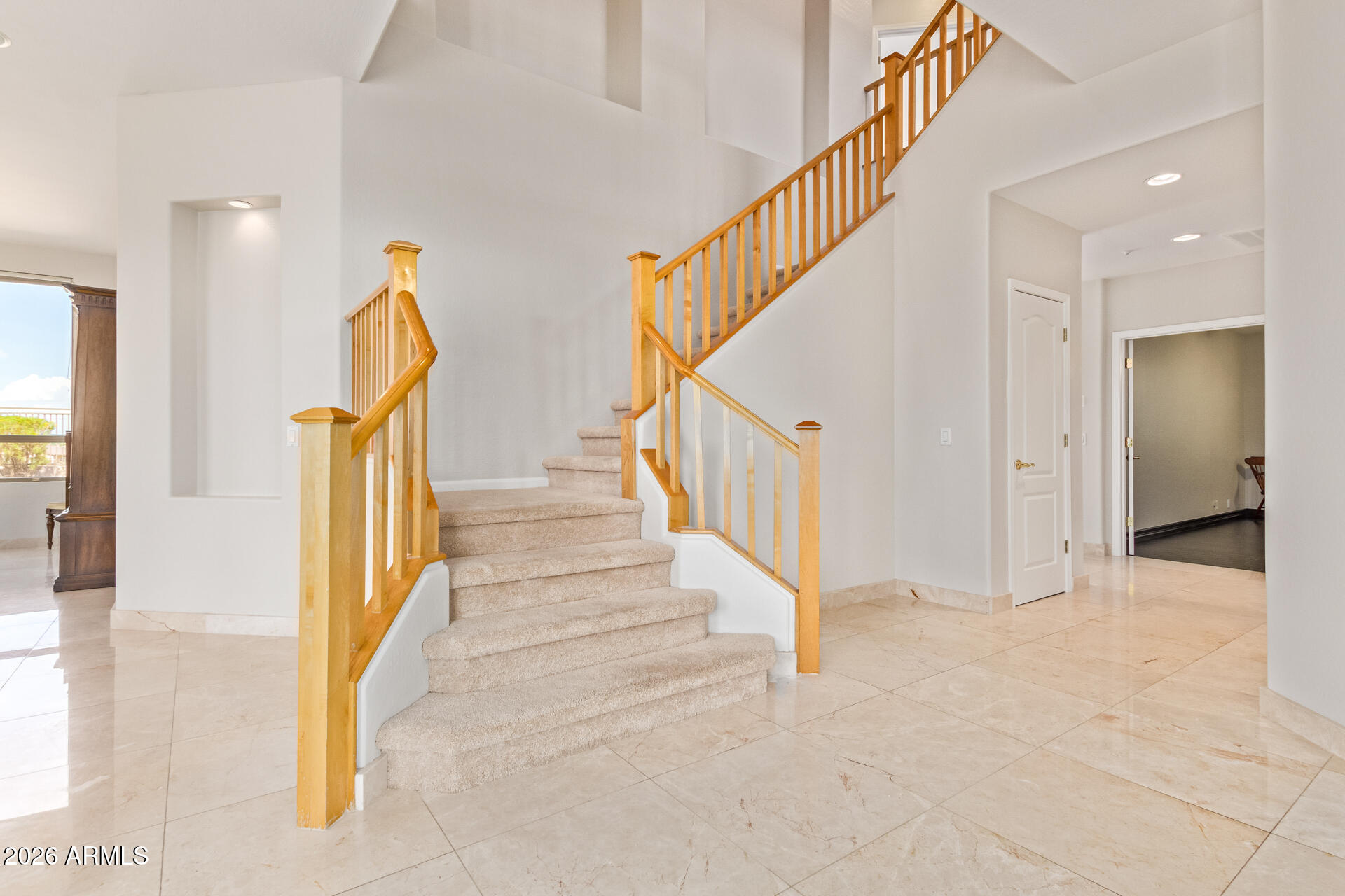 10872 East Raintree Drive Scottsdale, AZ 85255 - Photo 4 of 43 Staircase