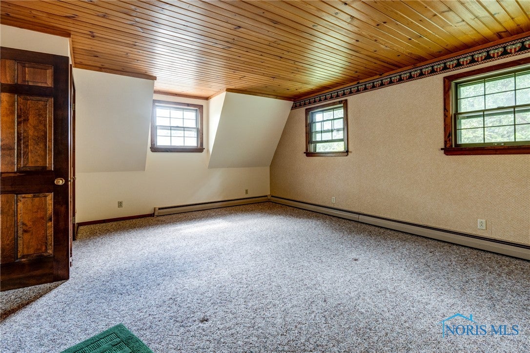 9840 Salisbury Road Monclova, OH 43542 - Photo 17 of 36 Gallery Image 17