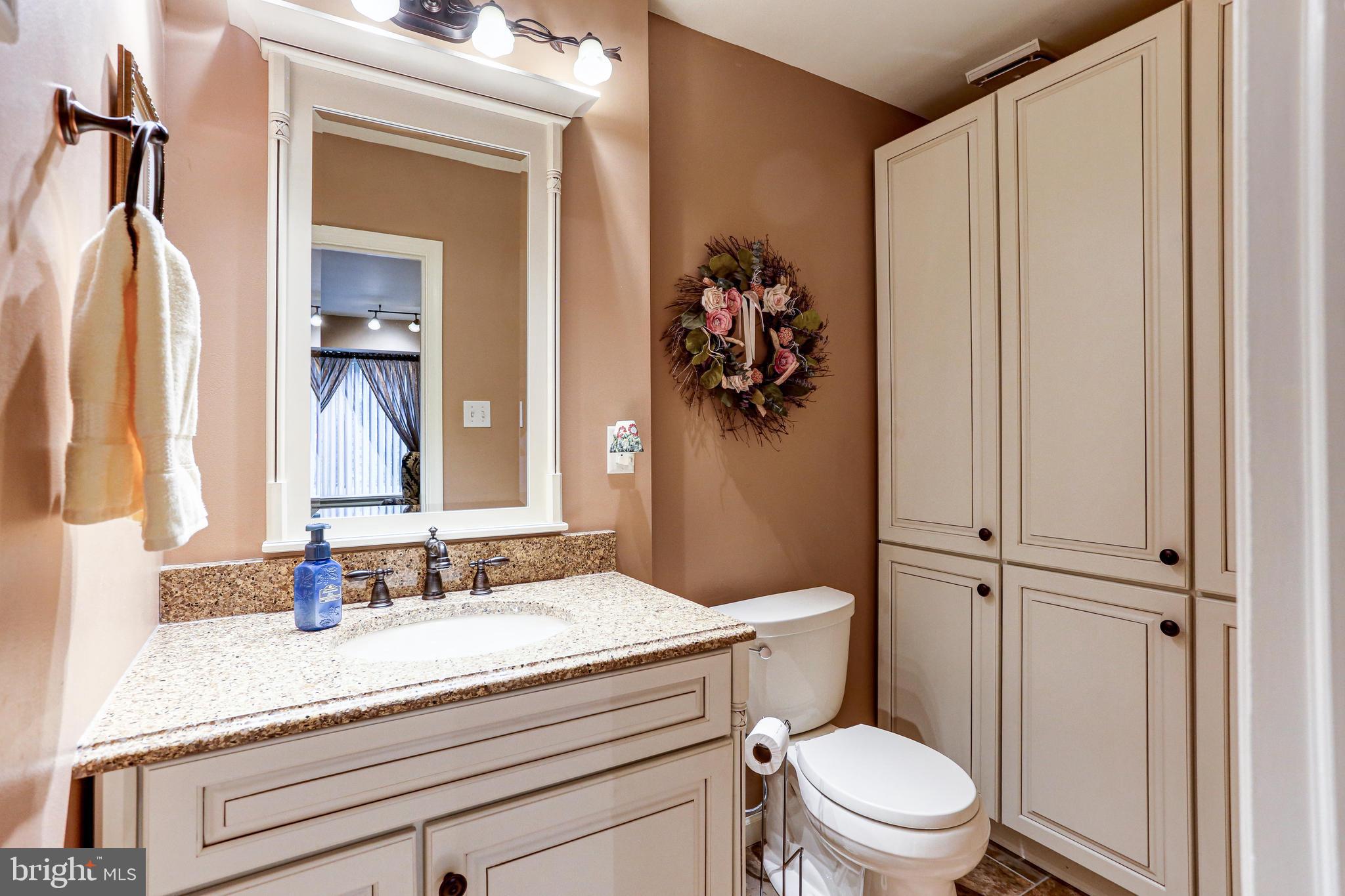 22 Fitzwatertown Road, Unit E11 Willow Grove, PA 19090 - Photo 21 of 35