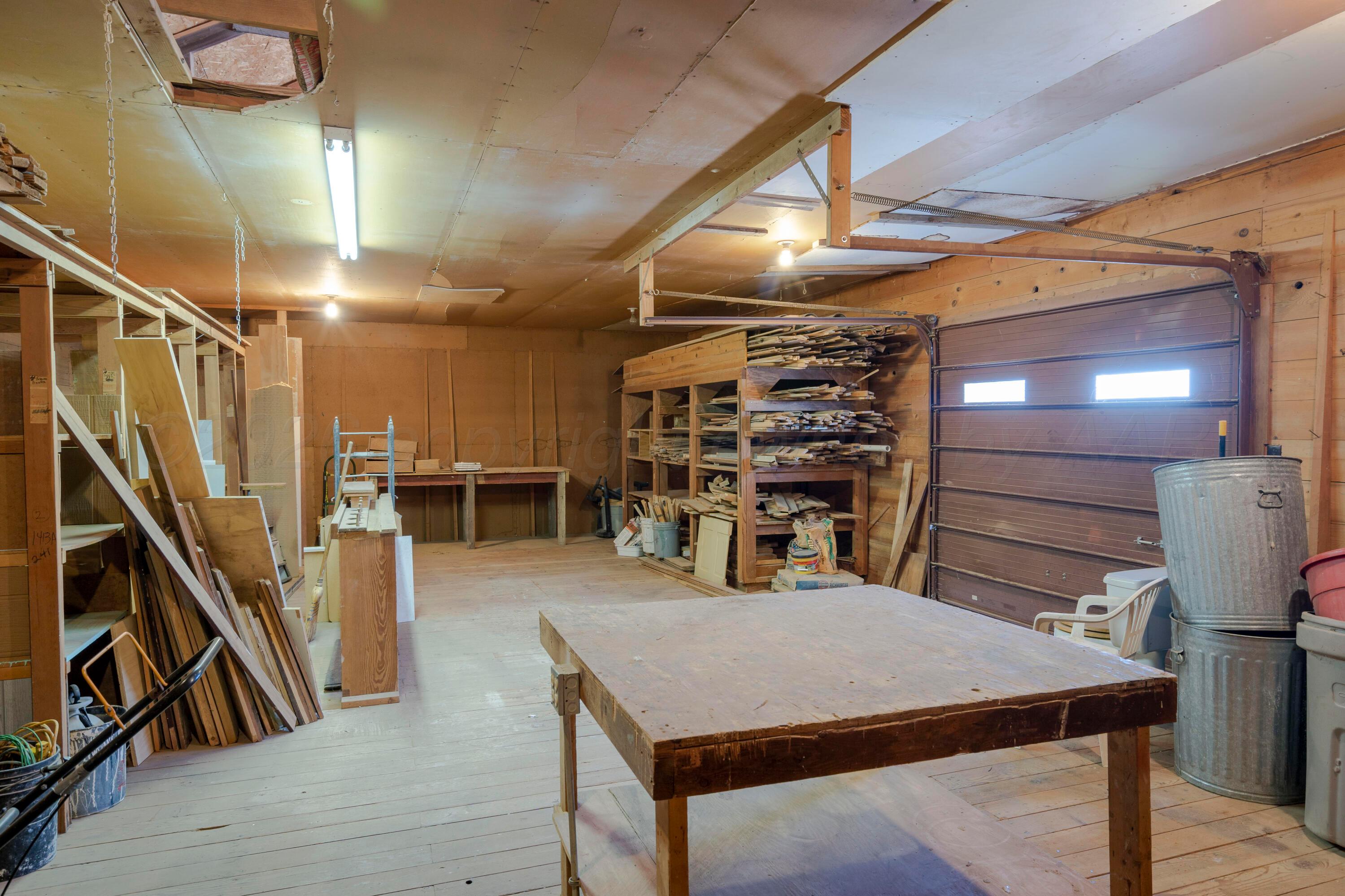 200 North 3rd Street Canadian, TX 79014 - Photo 21 of 39 downstairsshop_rec1