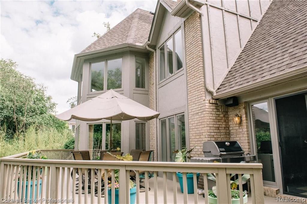 1649 Scenic Hollow Rochester, MI 48306 - Photo 40 of 42