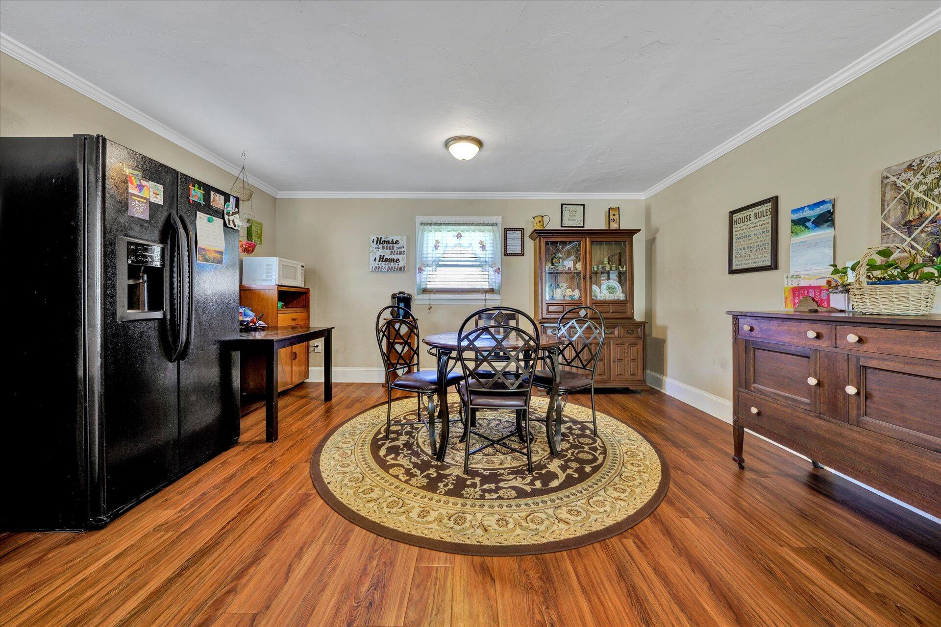 1100 Mountain Valley Road Buchanan, VA 24066 - Photo 7 of 21 07-DSC00124