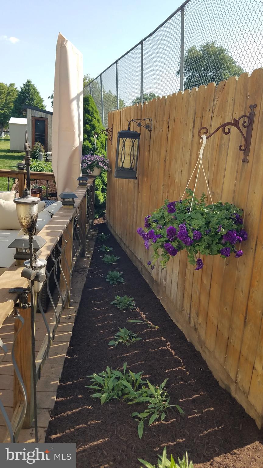 36 Maple Street Lititz, PA 17543 - Photo 11 of 49