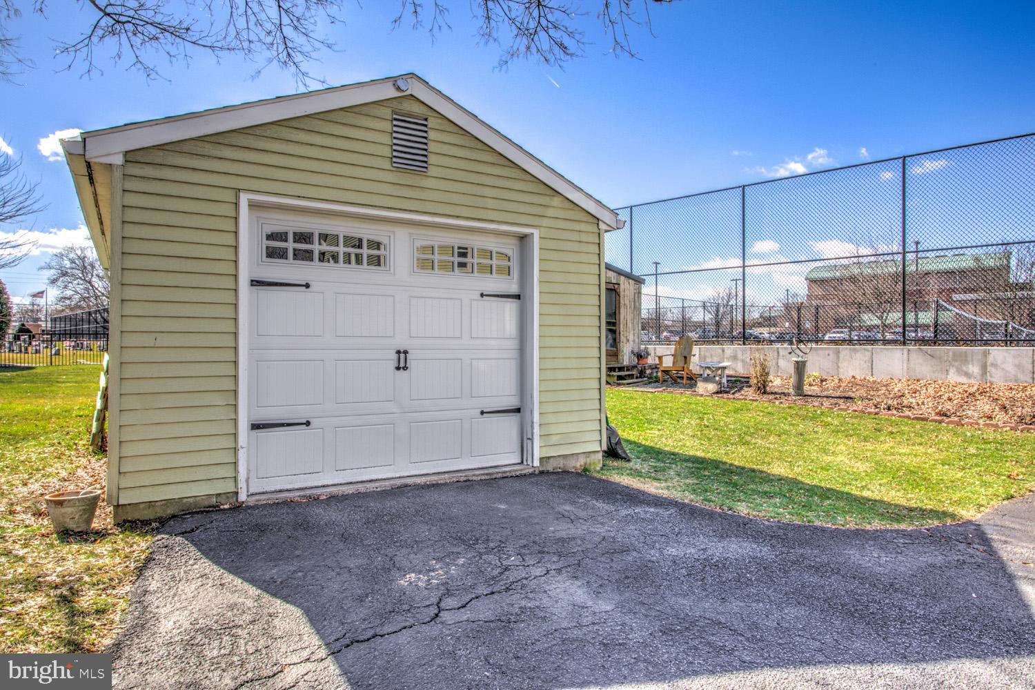 36 Maple Street Lititz, PA 17543 - Photo 17 of 49