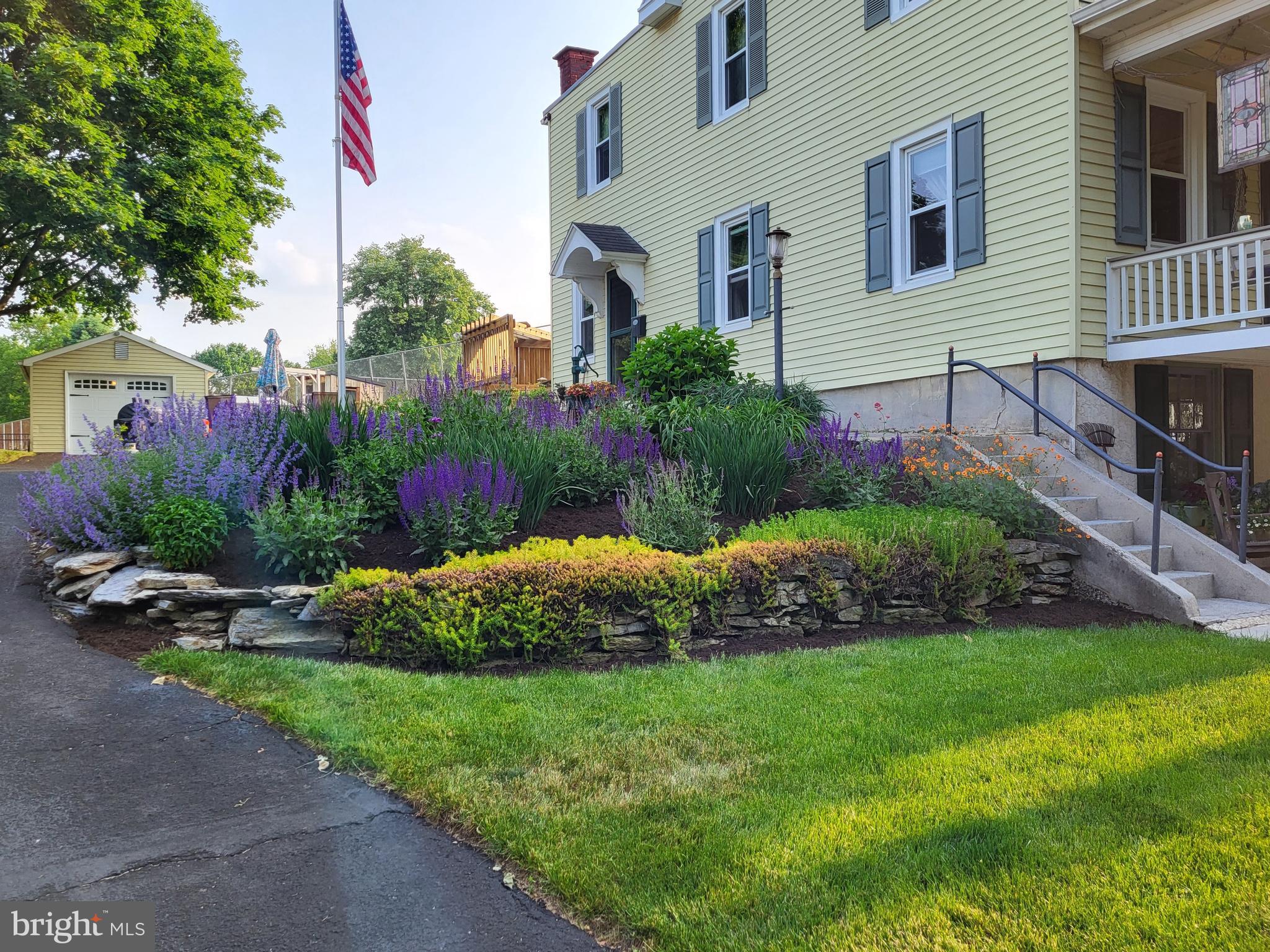 36 Maple Street Lititz, PA 17543 - Photo 10 of 49