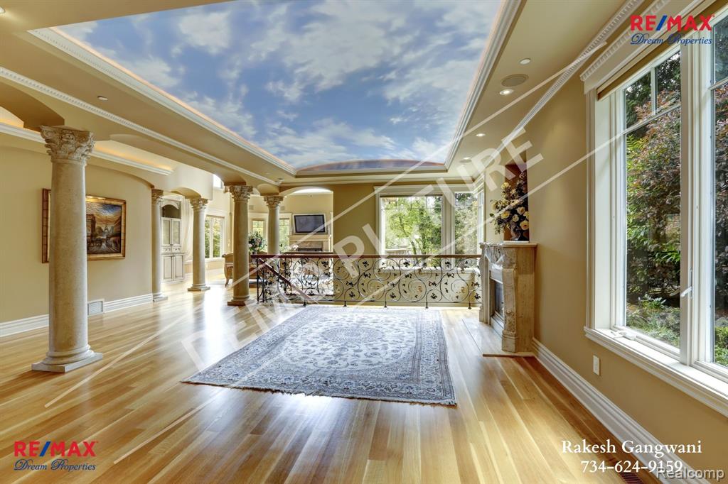 31111 Lahser Road Beverly Hills, MI 48025 - Photo 8 of 11