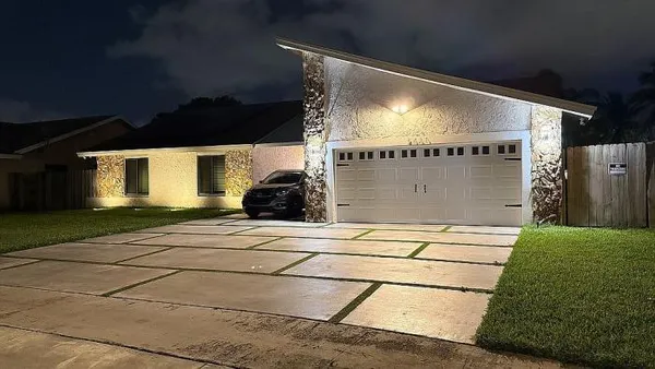 $745,000 | 5421 Northwest 84th Avenue, Lauderhill, FL 33351
