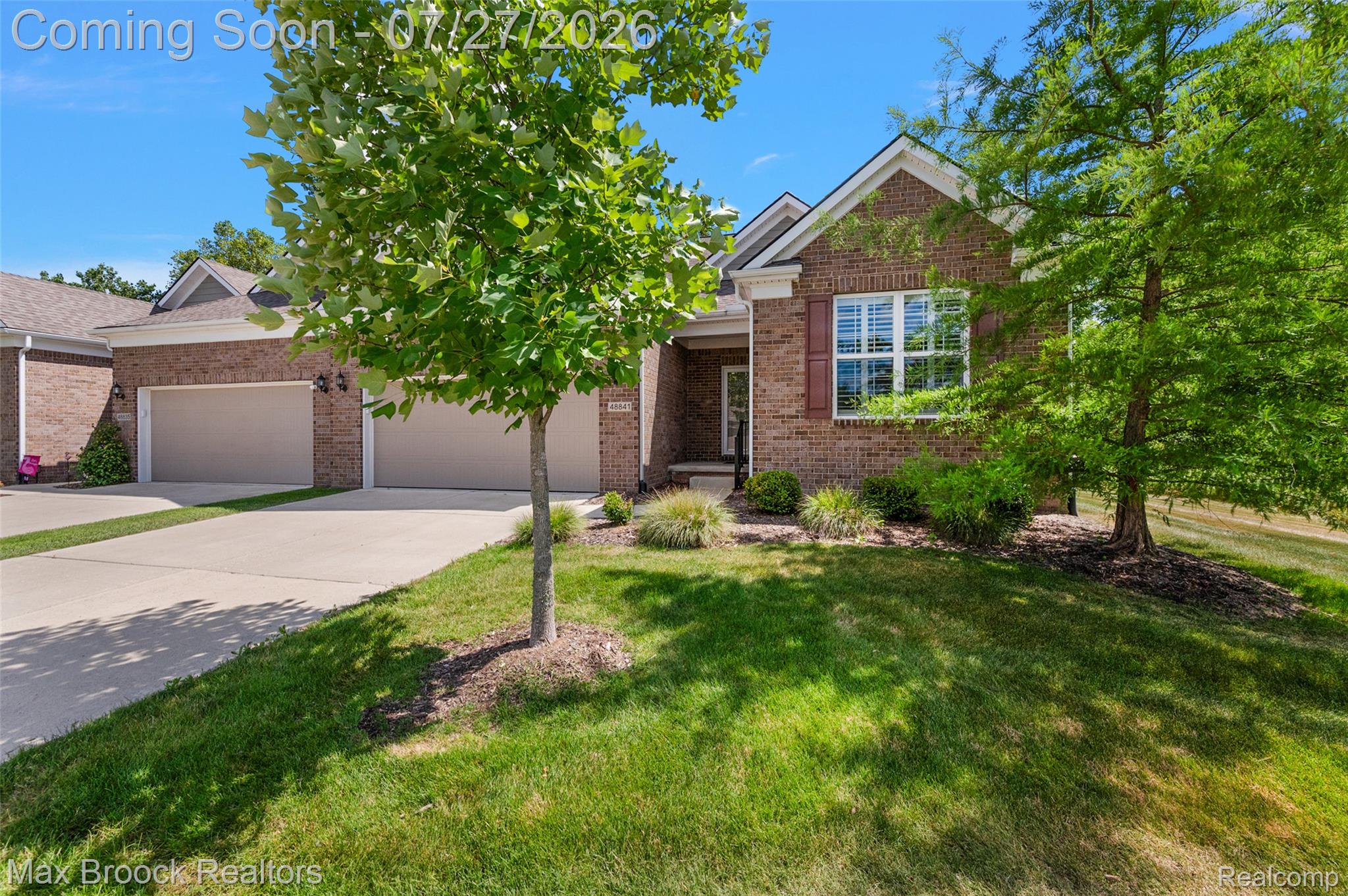 48841 Rockview Road Novi, MI 48374 - Photo 1 of 22 48841 Rockview Rd-8.jpg